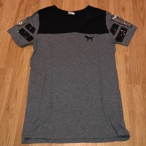 VS PINK sequence tee